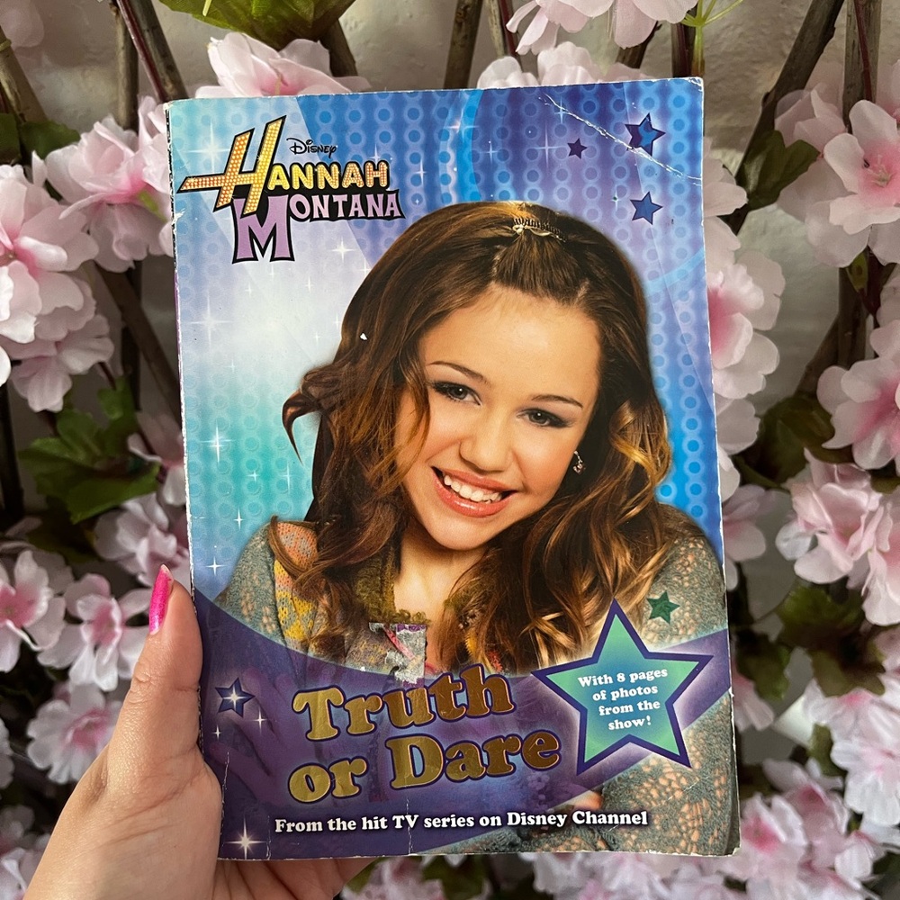 Hannah Montana truth or dare first edition book